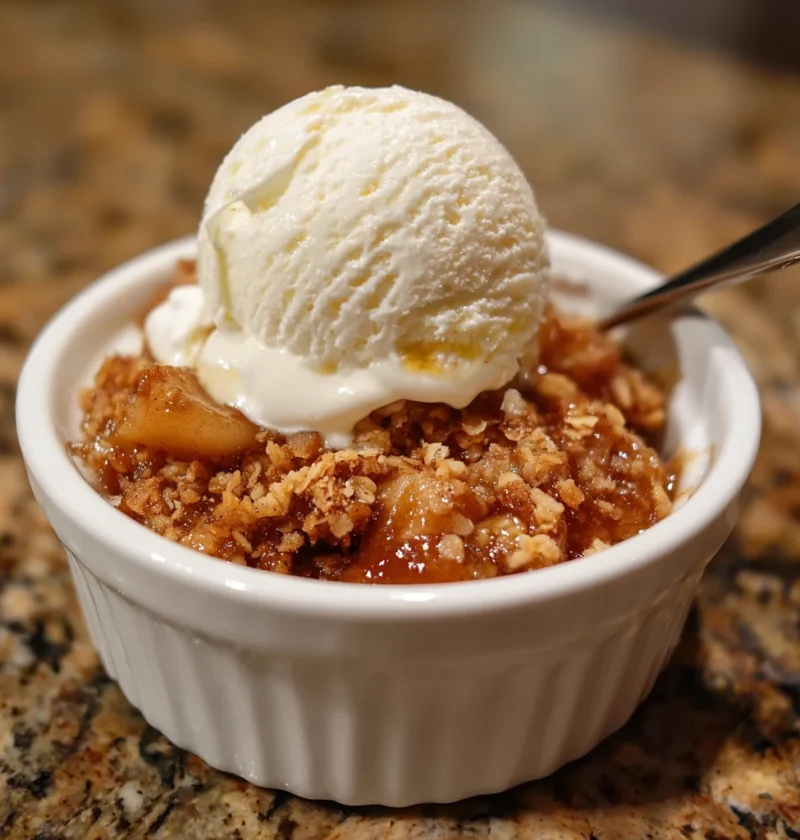 10-minute Microwave Apple Crisp Recipe Quick Single-serving Apple Crisp Easy Microwave Apple Dessert Microwave Apple Crisp...