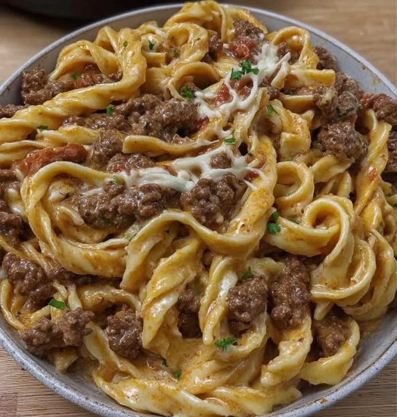 Onepot Creamy Beef Garlic Butter Pasta