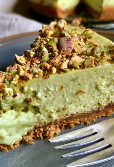 luxurious Pistachio Cheesecake